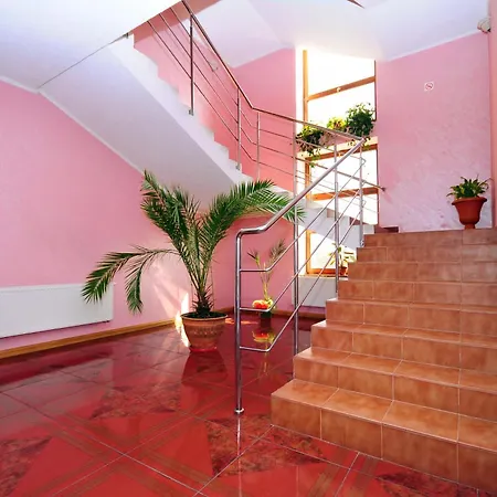 Chervona Gora * Mukačevo